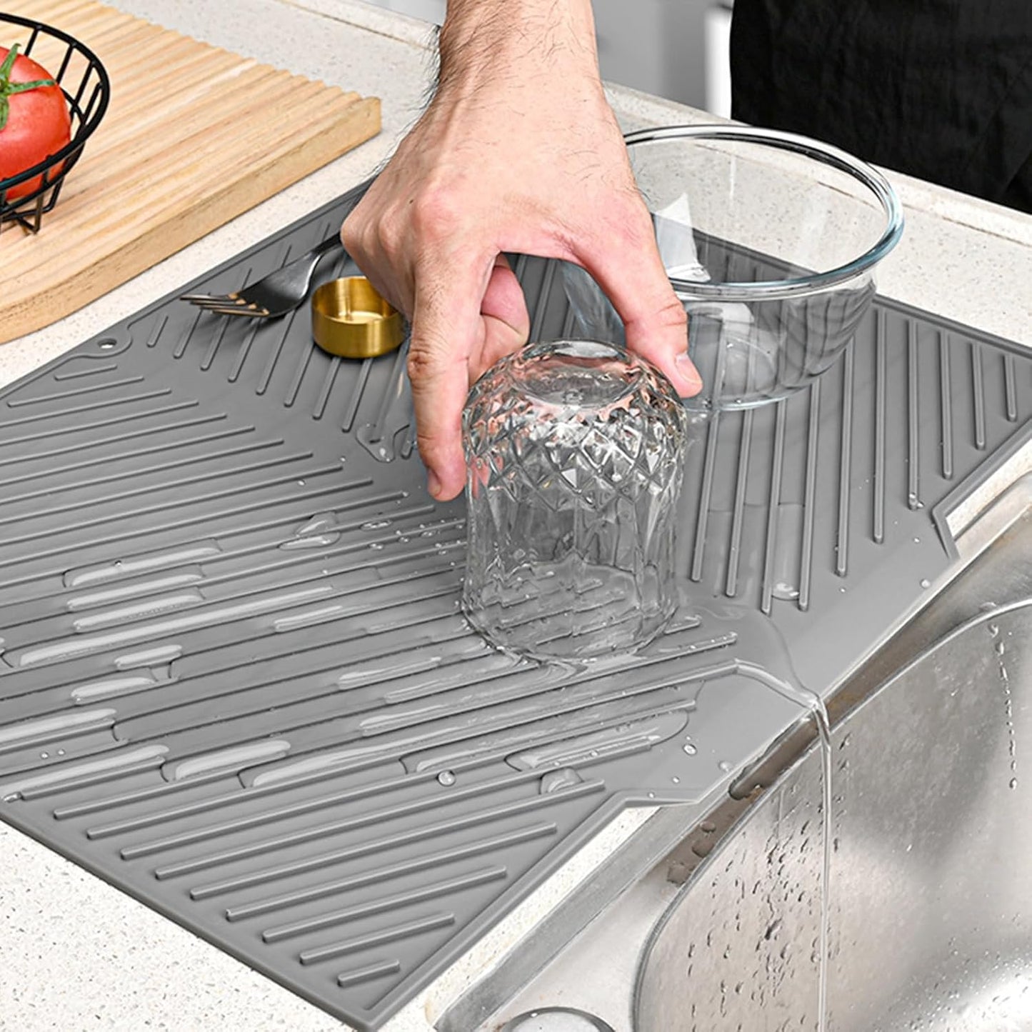 No More Wet Kitchen Slab After Washing Dishes!
